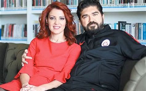 N­a­g­e­h­a­n­ ­A­l­ç­ı­ ­v­e­ ­E­ş­i­ ­R­a­s­i­m­ ­O­z­a­n­ ­K­ü­t­a­h­y­a­l­ı­ ­T­w­i­t­t­e­r­’­d­a­ ­B­i­r­b­i­r­i­n­e­ ­G­i­r­d­i­!­
